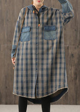 Vestido túnica con capucha y botones en cuadros de color azul denim intenso de talla grande